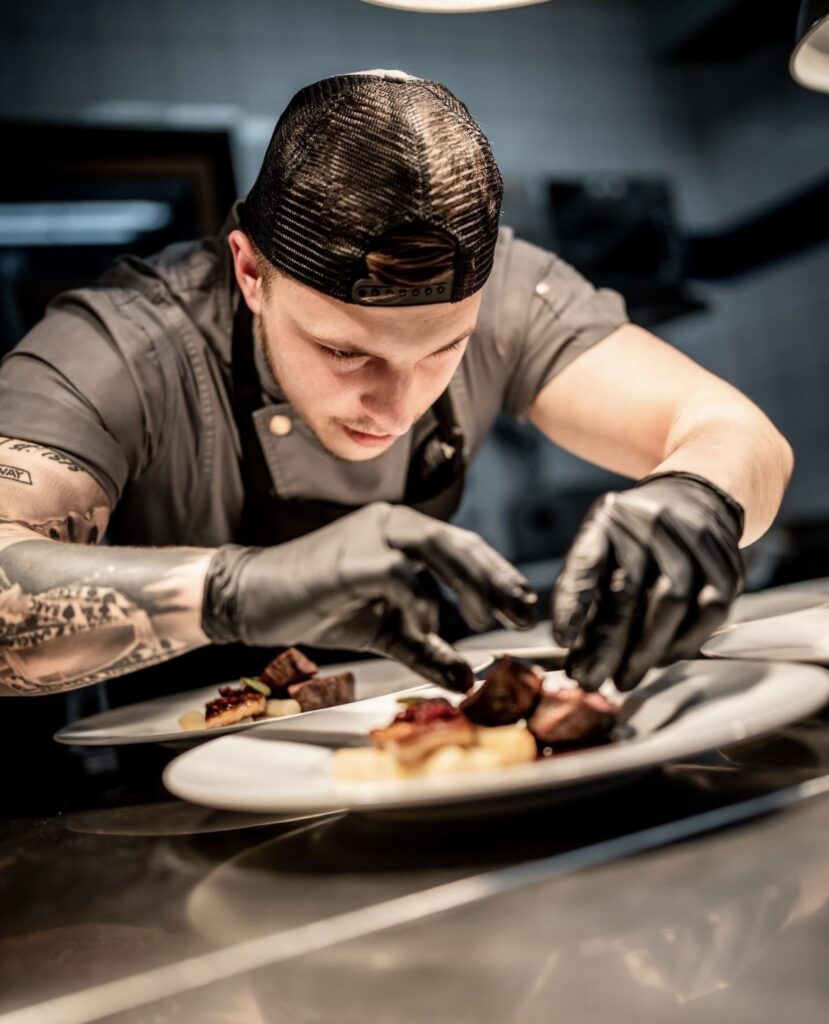 Luxusní pětichodové menu v restauraci Na Krétě. Špičkové suroviny, umění našich šévkucharů a na platingu si dáváme také obzvlášť záležet!