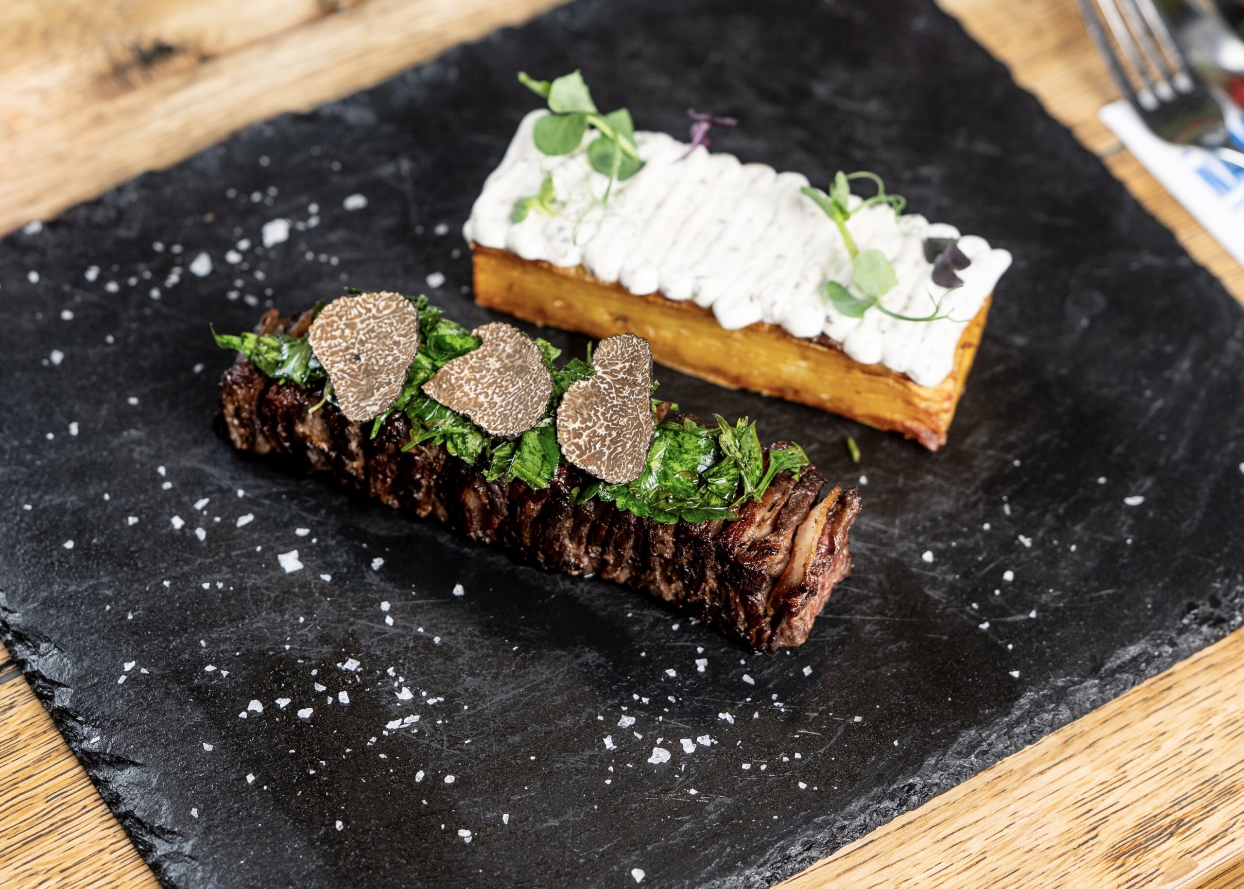Lanýž v hlavní roli lanýžového menu v restauraci Na Krétě. Gastornomický zážitek a fine dining blízko Prahy.