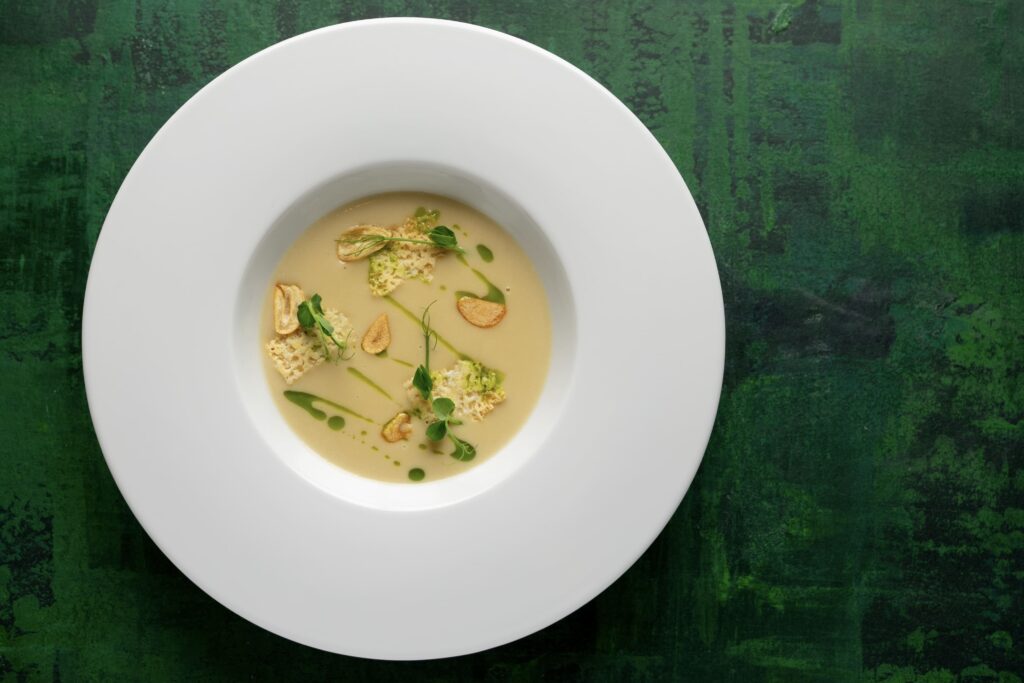 česnekový krém z našeho STEAK & BURGER menu